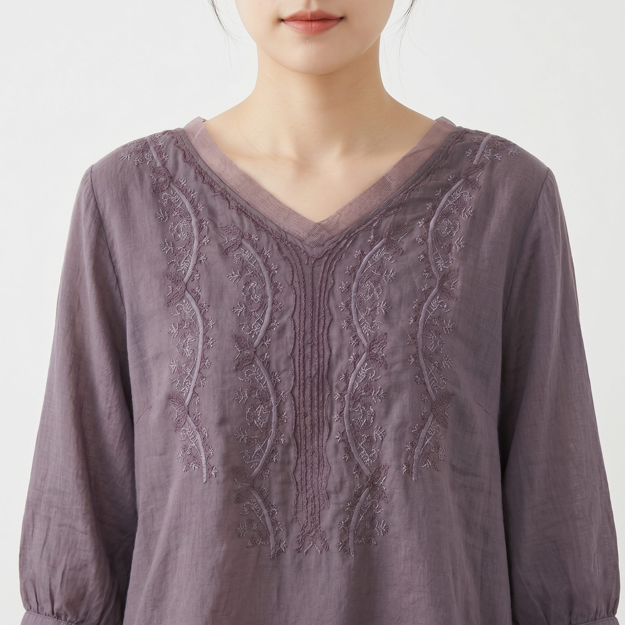 Cotton Embroidered Plus-Size Top (Belly-Cover Edition) Short Sleeve | Artistic Casual Style | Loose Comfortable Fit | CDR260506A106