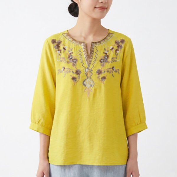 Summer Cotton Heavy Embroidery V-Neck Top (Slimming Look) Loose Mid Sleeve | Elegant Casual Style | Breathable Daily Comfort | CDR260414A062